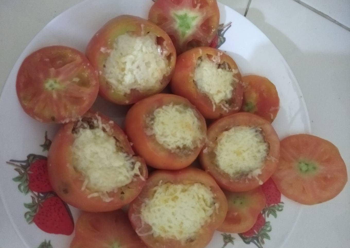 Tomates rellenos con carne