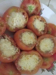 Una foto de Tomates rellenos con carne