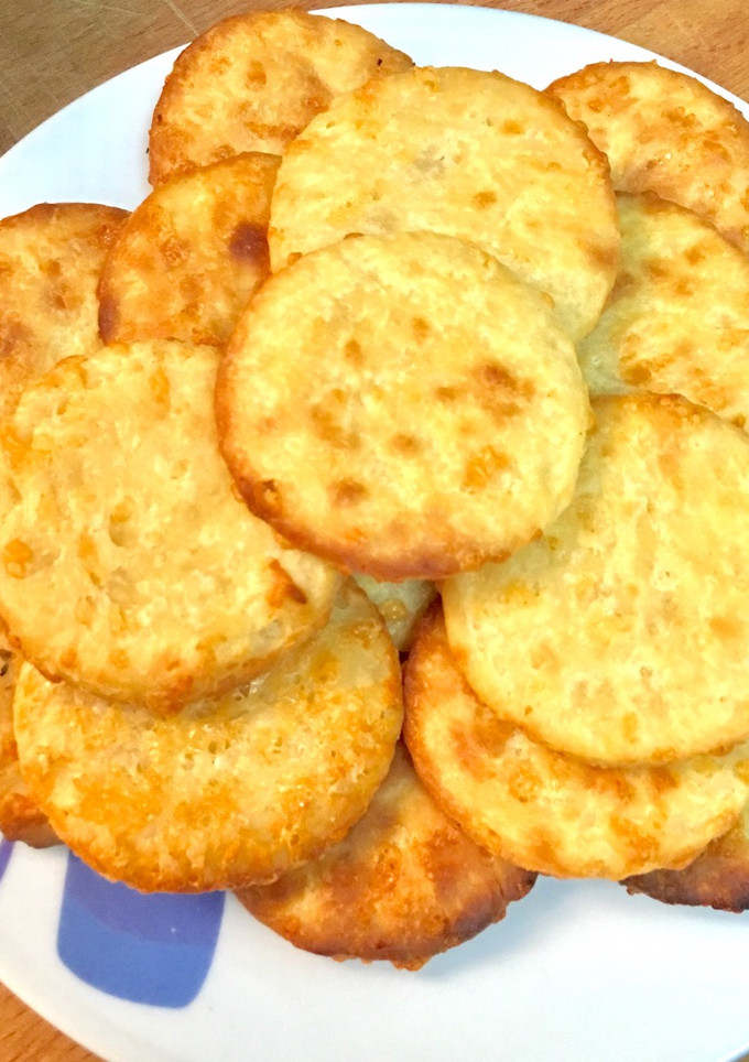 Una foto de Galletas saladas de queso