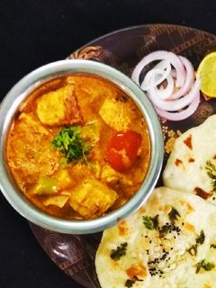 A picture of Paneer Tikka Masala.