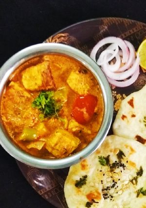 A picture of Paneer Tikka Masala.