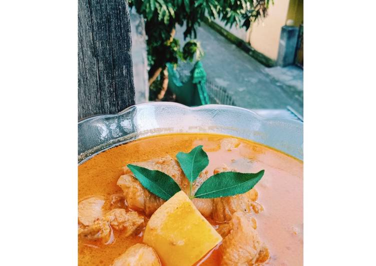 Kari Ayam / Chicken Curry