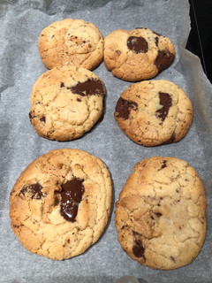 A picture of Gooey chocolate chip & peanut butter cookies 🍪.