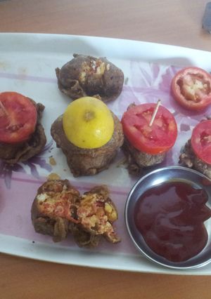 A picture of Paneer carrot stuff pakoda.