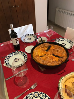 Una foto de Arroz con costra y morcilla