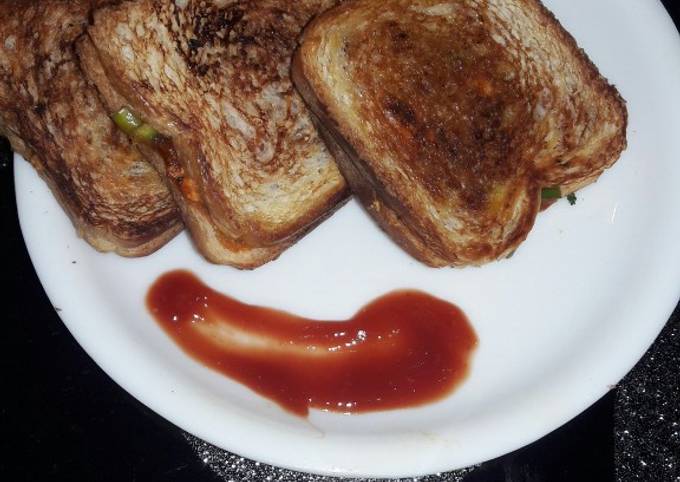 Cut little Pizza sadwich