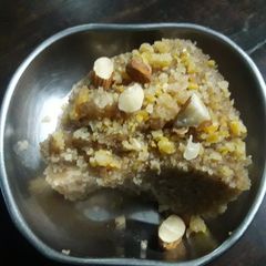 A picture of Semolina halwa.