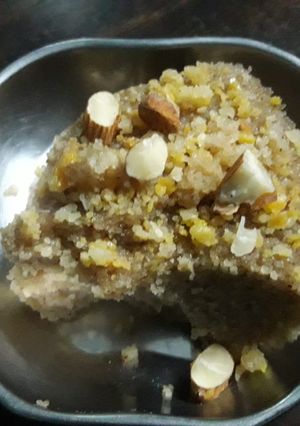 A picture of Semolina halwa.