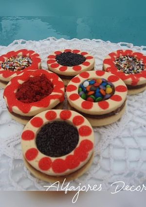 Una foto de Alfajores Decorados
