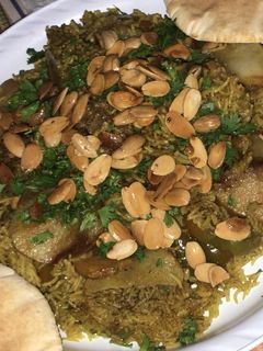 صورة لوصفة مقلوبه الباذنجان والبطاطا