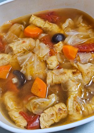紅燒豆腸蔬菜湯 的食譜成品照片