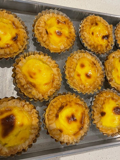 Foto resep Portuguese egg tart pakai puff pastry instant