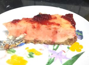 Una foto de Cheesecake Clásico con Toque de Limón