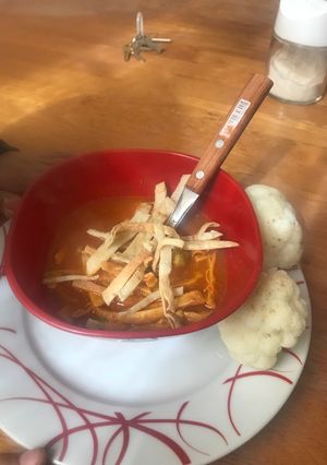 Una foto de Sopa azteca 😋