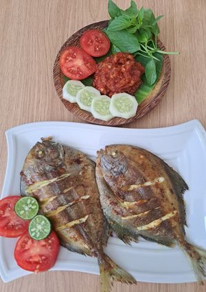 Foto resep Ikan Bawal Goreng Sambal Merah