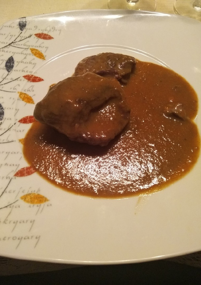 Una foto de Carrilleras al vino tinto