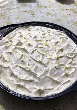 Una foto de Tarta de banana y dulce de leche facilísima