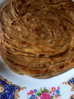 A picture of Crispy lacha parata.