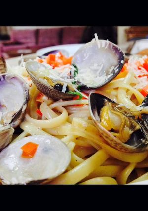 A picture of clam linguini aven.