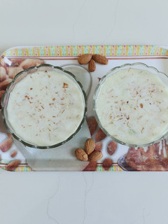 દૂધીની ખીર (Dudhi Kheer Recipe in Gujarati) રેસીપી મુખ્ય ફોટો