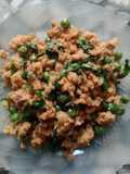 Tumis oncom kemangi tabur lencak