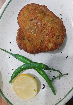 A picture of Haray bharai chicken nuggets.