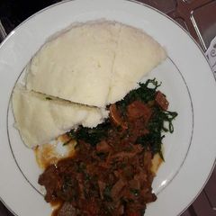 A picture of Ugali beef vegetables.