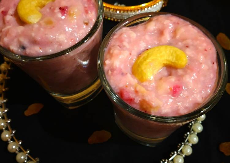 Strawberry paneer rabri shots