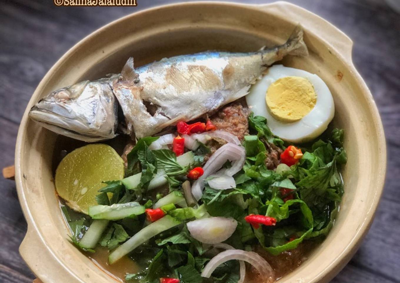 Siccok untuk menjilati ikan