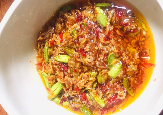 Resep bikin Sambal petai udang rebon sajian Lebaran yang nikmat