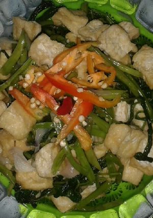 Foto resep Tumis kangkung tahu simpel no ribet