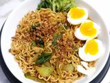 Mie Goreng Nyemek Pisah Telur