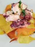 Insalata di polpo su letto di patate
