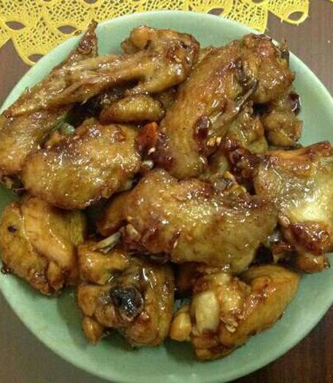 Hình của món Cánh gà chua ngọt.