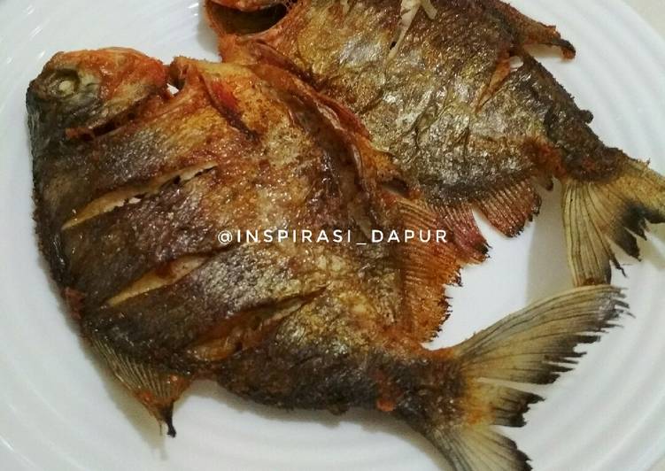 Bumbu Membuat Goreng Ikan Bawal Simple yang praktis