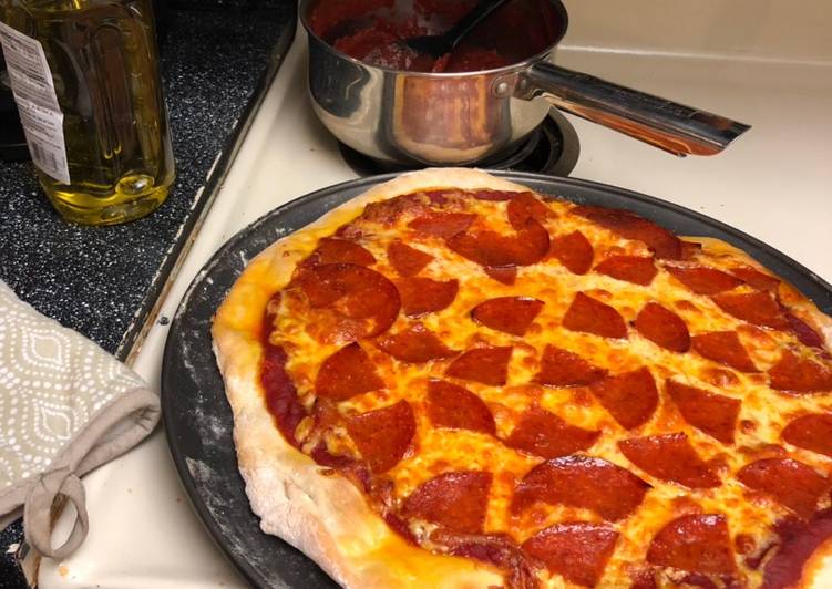 Simple Way to Make Any-night-of-the-week Pizza &amp; tomato sauce