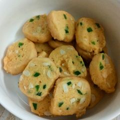 A picture of Karachi Biscuits !!.