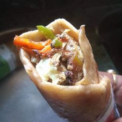 A picture of Egg chicken roll.