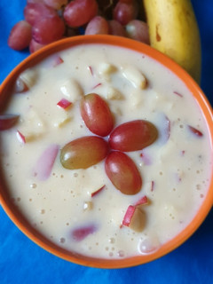 A picture of Fruit Salad.