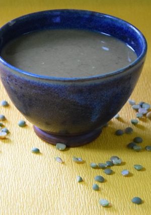 Une photo de Velouté de pois cassés aux poireaux caramélisés et mâche (IG bas)