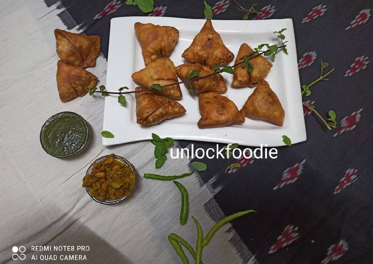 How to Make Homemade Aloo Samosa