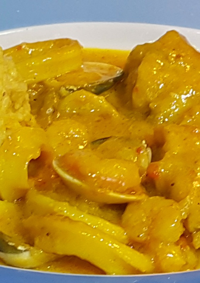 Una foto de Suquet de rape al Oporto con risotto