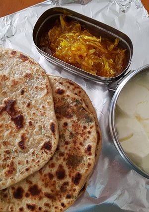 A picture of Besani Methi Stuffed Paratha.