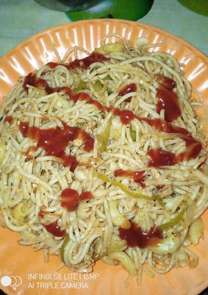 A picture of Chicken chowmin.