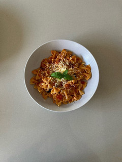 Pasta mit Tomatensoße, Kapern und Oliven Rezepthauptbild