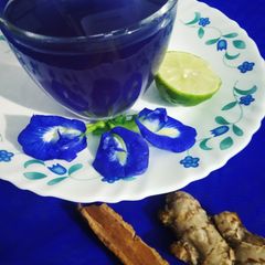 A picture of Butterfly Pea Flower Ginger Tea.