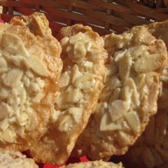 A picture of Almond Tuiles.