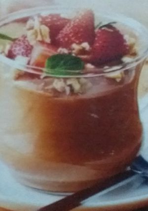 Una foto de Natilla de chocolate con fresas
