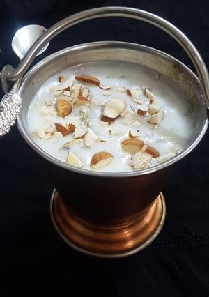 A picture of Dry fruit kheer.
