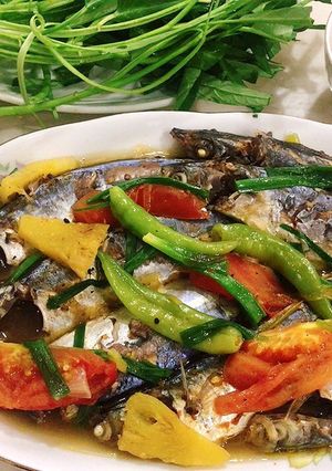 Hình của món Cá nục hấp cuốn bánh tráng.
